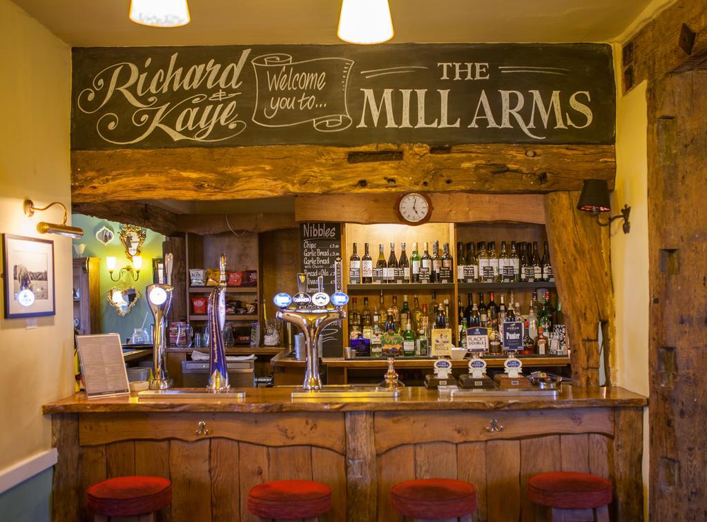 فندق The Mill Arms رومسي المظهر الخارجي الصورة